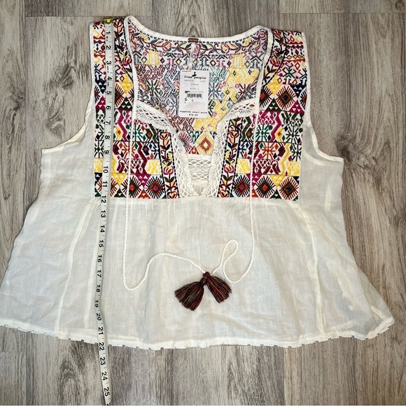 Free People Lohri Top Size Large NWT - Picture 7 of 9